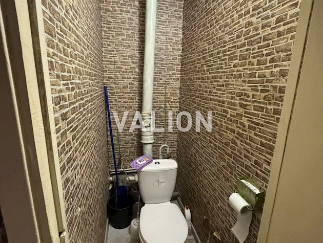 Продажа 1 конатной квартиры 40 кв.м., ул.Академика Ефремова (Уборевича) 7, метро Академгородок
