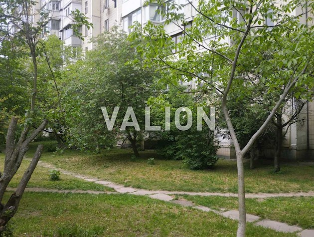 Продажа 1 конатной квартиры 40 кв.м., ул.Академика Ефремова (Уборевича) 7, метро Академгородок