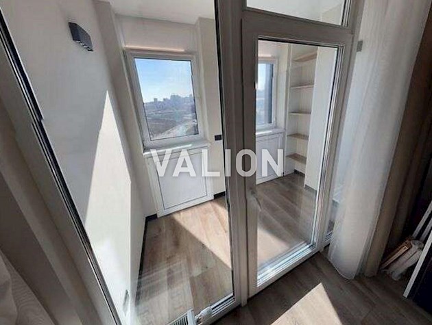 Продається 1-кімнатна квартира в ЖК Manhattan City по просп.Берестейський, 11к3.