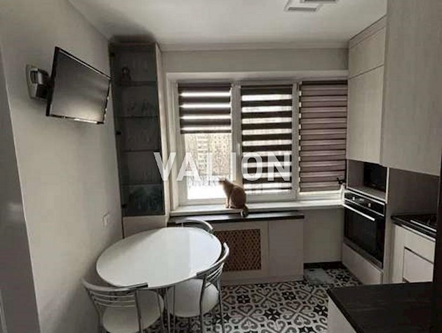 Продажа 3-к квартиры ул. Академика Булаховского 38
