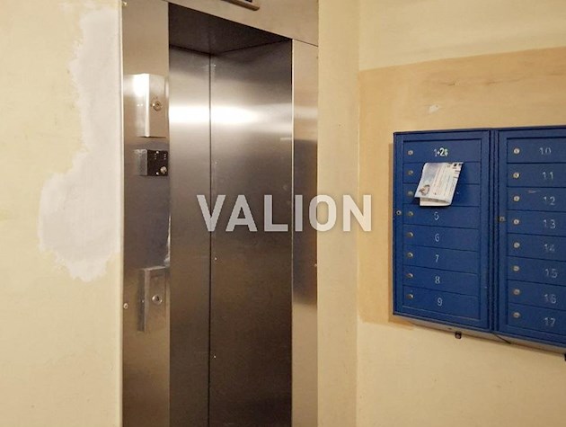 Продаж 2-кімн. квартири, Центр, пр. Варязький (Бехтерівський), 10, Шевченківський район.