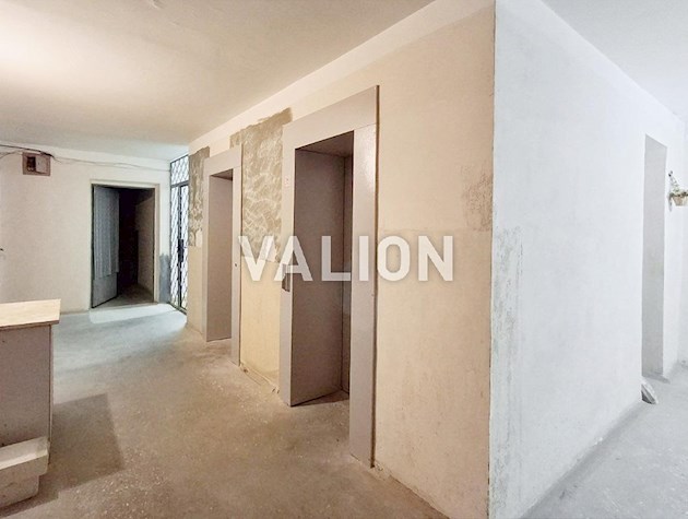 Продаж 2-кімн. квартири, Центр, пр. Варязький (Бехтерівський), 10, Шевченківський район.