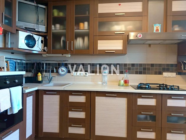 Продаж 3-х кімнатної квартири, Святошинський район, вул. Хмельницька, 10.