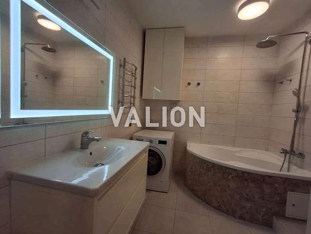 Продаж 2-к квартири вул. Вишгородська 45