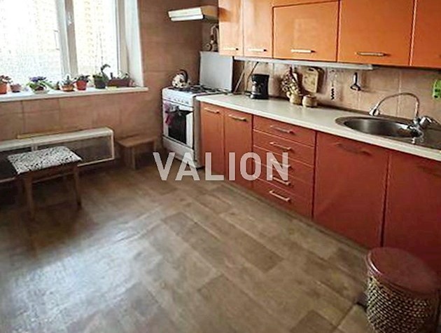 Продаж 3- кімнатної квартири за адресою вул. Тетяни Яблонської,1в Солом’янському районі.