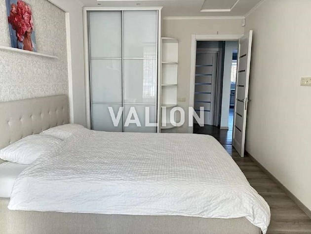 Продам 3к квартиру з ремонтом, Оболонь, вул. О. Архіпенка 10б