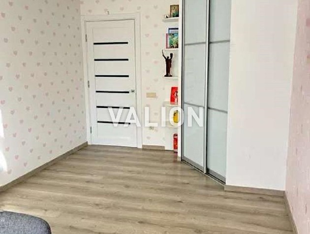 Продам 3к квартиру з ремонтом, Оболонь, вул. О. Архіпенка 10б