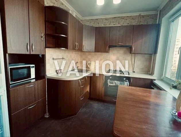 Продаж 3-к квартири вул. Юрія Шумського 10