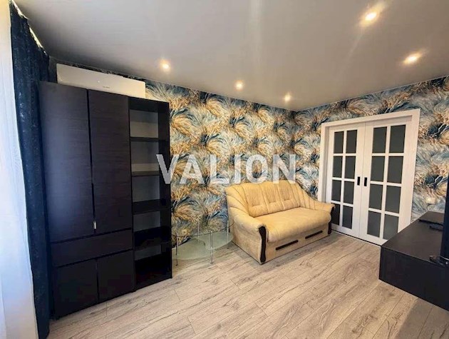 Продаж 3-к квартири вул. Юрія Шумського 10