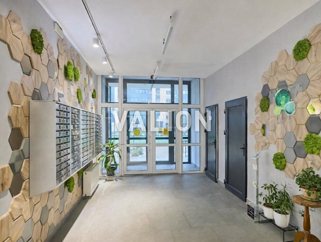 Продаж 2-кімнатної 75.7 м² квартири ЖК “Сирецькі сади” вул. Івана Виговського, 10-С