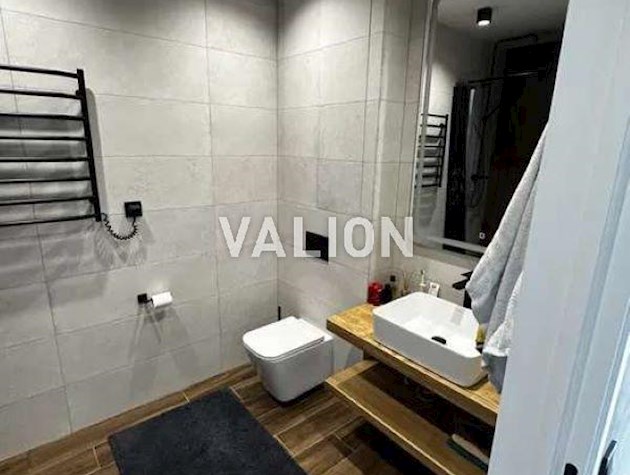 Продам 2 ком. квартиру ЖК Медовый. П.Радченка 12