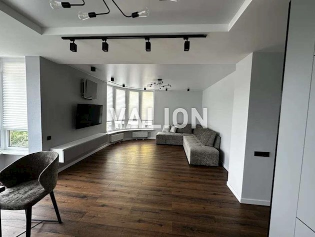 Продам 2 ком. квартиру ЖК Медовый. П.Радченка 12