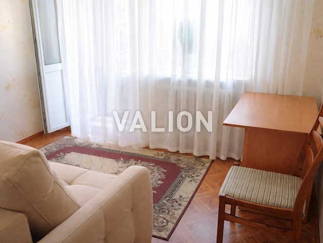 3-кімнатну квартиру 70 м² вул. Світлицького 28