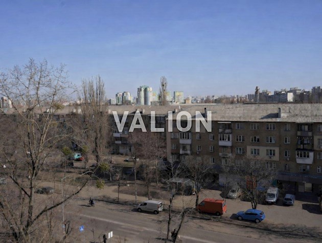 3-кімнатну квартиру 70 м² вул. Світлицького 28