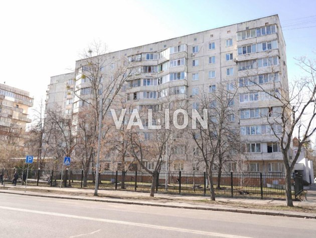 3-кімнатну квартиру 70 м² вул. Світлицького 28