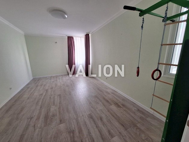 Голосїівський р-н ЖК 4 сезони Продажа 3-к квартиры пл.101кв.м