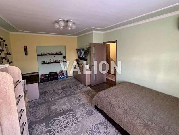 Продаж 1-к квартири вул. Бориспільська 3б