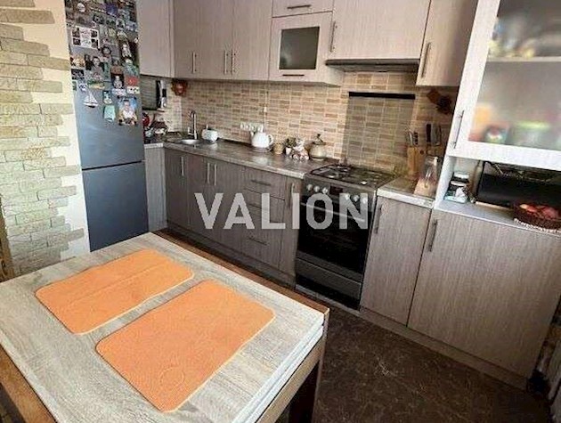 Продаж 1-к квартири вул. Бориспільська 3б