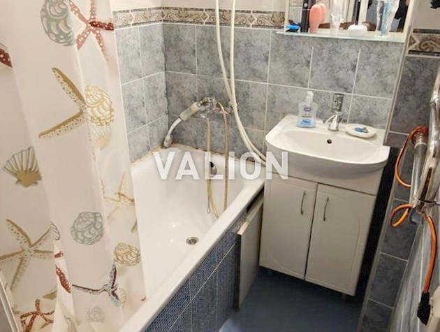 Продається однокімнатнак вартира, проспект Голосіївський 122к, метро Виставковий центр