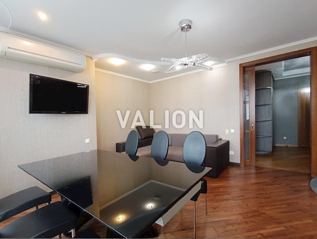 Без % продаж 2к, вул. Анни Ахматової 35, Дарницький район