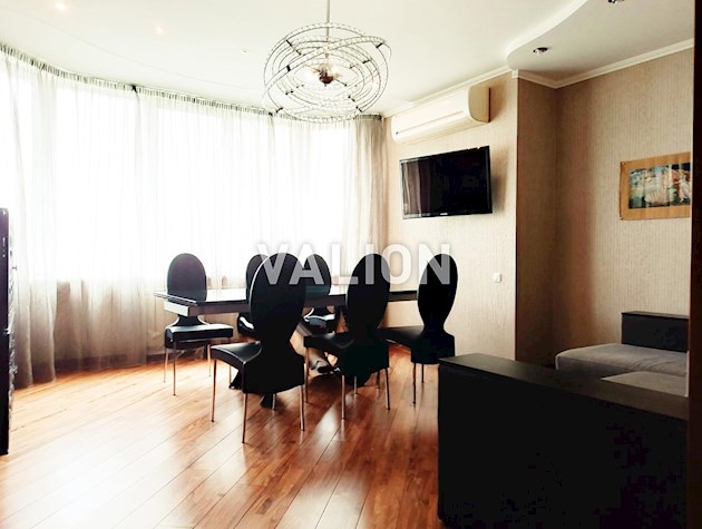 Без % продаж 2к, вул. Анни Ахматової 35, Дарницький район