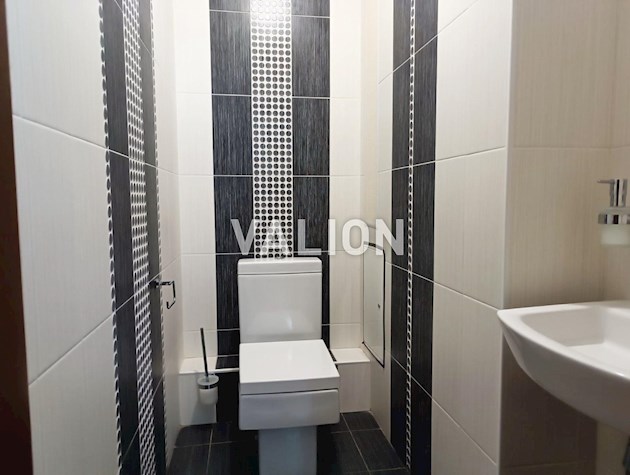 Без % продаж 2к, вул. Анни Ахматової 35, Дарницький район