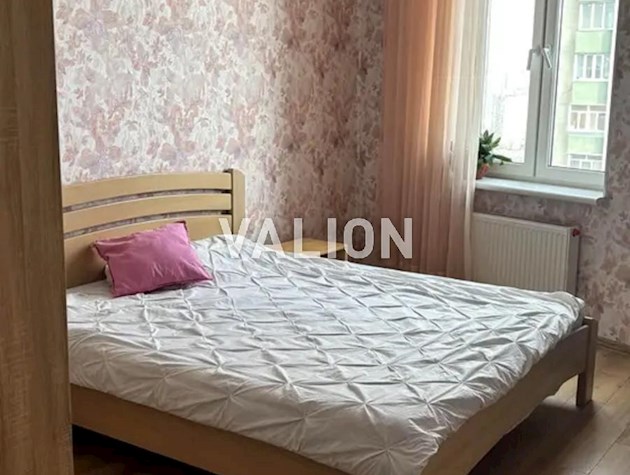 Продажа 2к квартиры Радунская 2/18