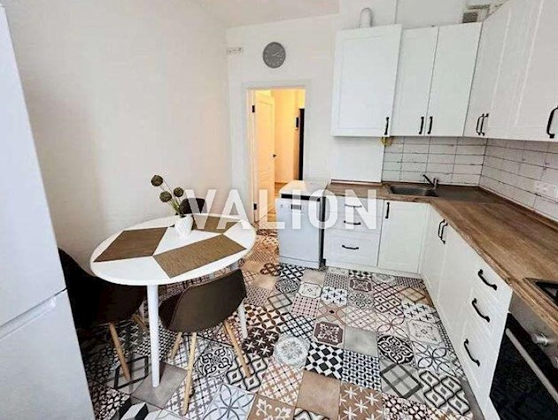 Продажа 2-к квартиры ул. Академика Писаржевского 8