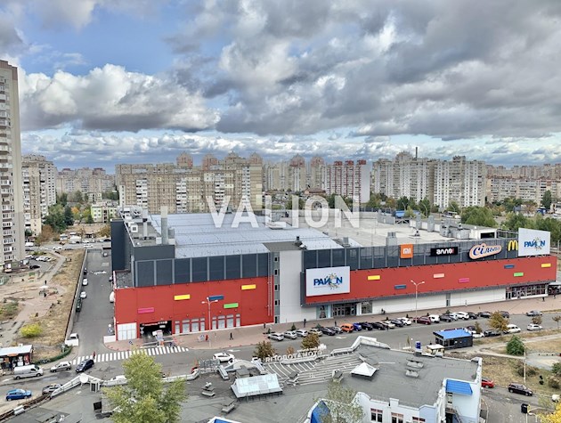 Продаж 3-к квартири вул. Лаврухіна 5