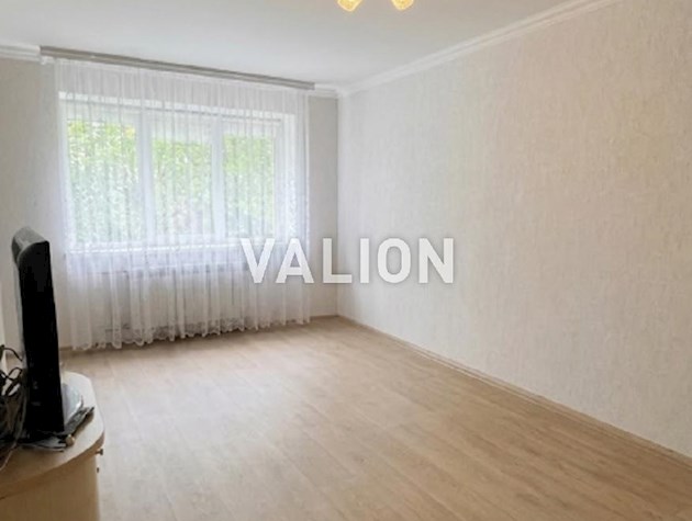 Продаж 3-к квартири вул. Івана Неходи 5