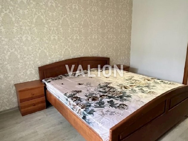 Продаж 3-к квартири вул. Івана Неходи 5