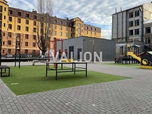 Продаж 2-к квартири вул. Володимира Сосюри 6