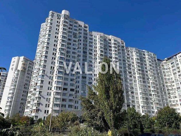 Продаж 4-кімнатної квартири на просп.Бажана Миколи, 16