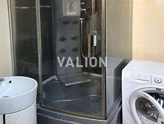 Продажа 2-к квартиры по адресу ул. Николая Василенко, 11 в Соломенском районе