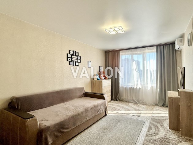 Продажа, без%: 3-комнатная квартира 73,3м2 на 9эт./16 пр-т Голосеевский,11 (метро Демеевская)