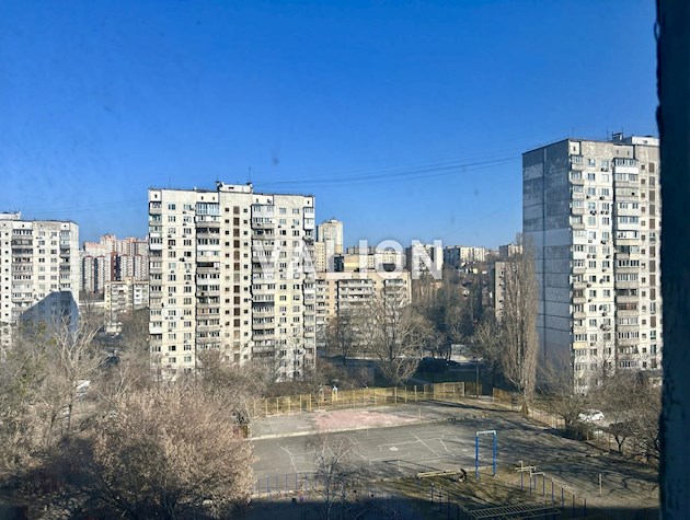 Продажа, без%: 3-комнатная квартира 73,3м2 на 9эт./16 пр-т Голосеевский,11 (метро Демеевская)