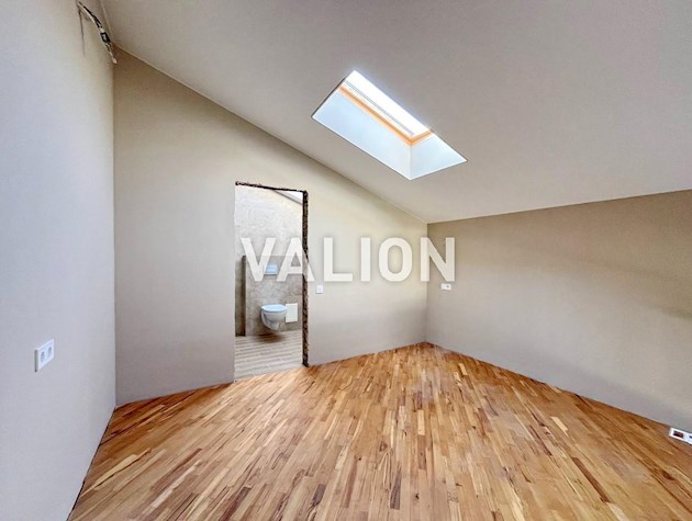 Без% Продажа двухуровневой 2 к квартиры на ул. Тираспольская, 44. м. Сырец