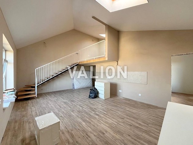 Без% Продажа двухуровневой 2 к квартиры на ул. Тираспольская, 44. м. Сырец