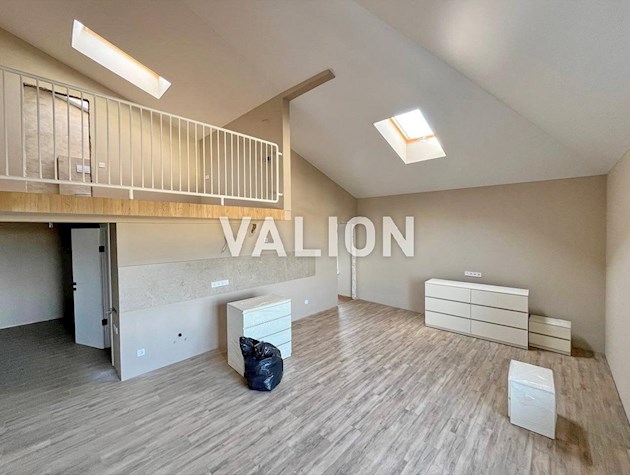 Без% Продажа двухуровневой 2 к квартиры на ул. Тираспольская, 44. м. Сырец