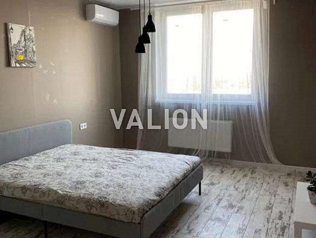 Продажа 2-к квартира ул. Михаила Максимовича 3г