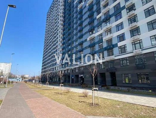 Продаж 1-к квартири вул. Євгена Сверстюка 6д