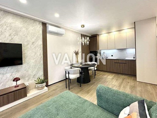 Продажа 2-к квартира ул. Михаила Максимовича 24г