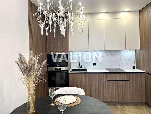 Продажа 2-к квартира ул. Михаила Максимовича 24г