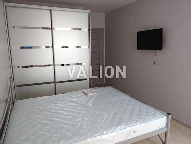 Продажа 1-к квартиры просп. Европейского союза 43б