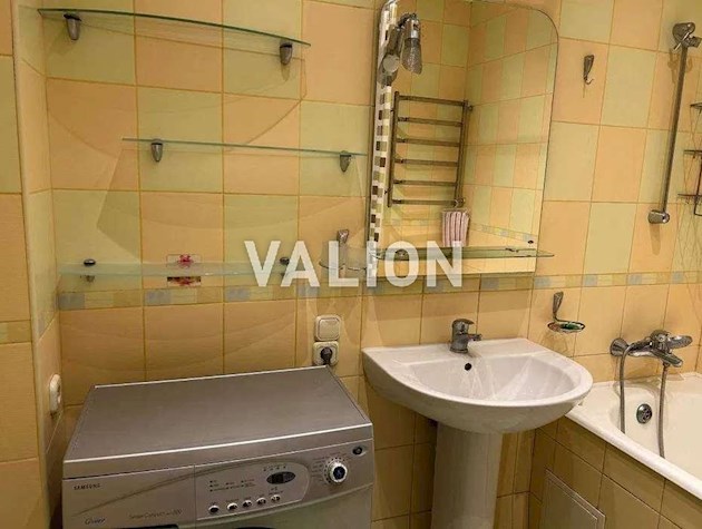 Продажа 2-к квартиры ул. Драгоманова 1г