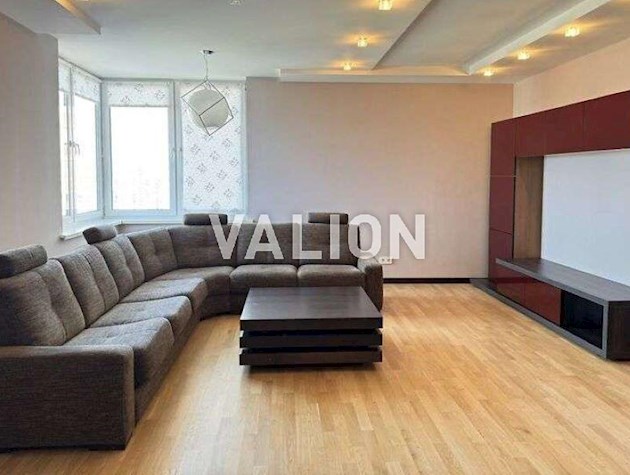 Продажа 3-к квартиры ул. Александры Экстер 13