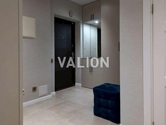 Продажа 2-к квартиры просп. Любомира Гузара 46