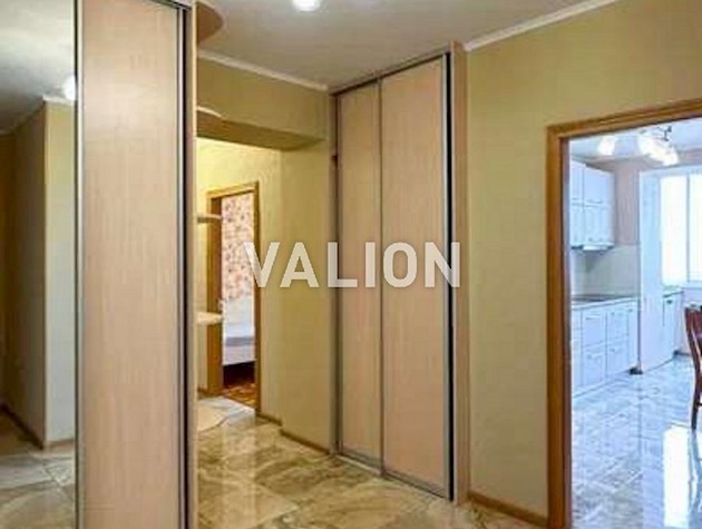 Продаж 3-кімнатної квартири на вул.Драгоманова, 31в