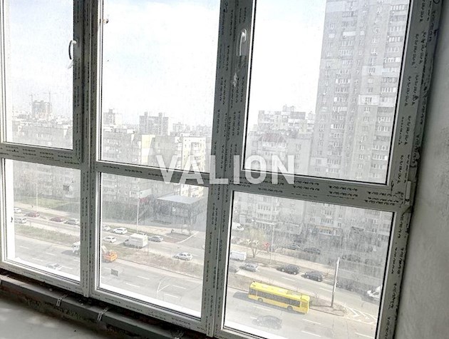 Продажа 2-комнатной квартиры по ул. Ревуцкого 40б, ЖК Лебединый, ст.м. Харьковская, Дарницкий.