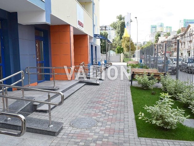 Продам 3-комнатную квартиру ул. Приорская 16, Куреневка